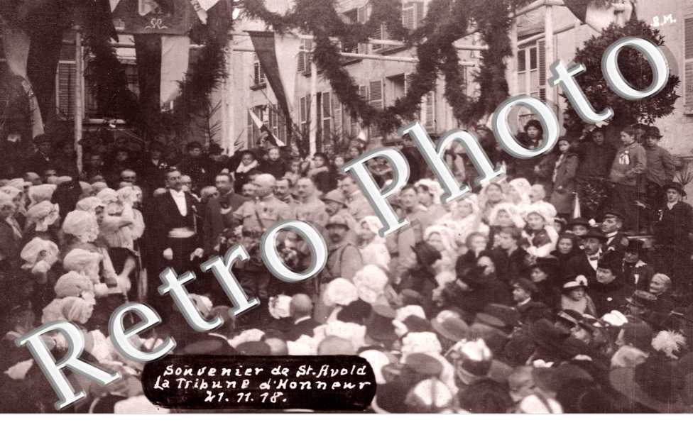 la tribune d'honneur 21 novembre 1918