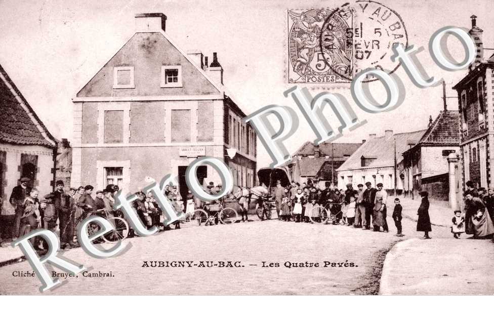 Les Quatre Pavée