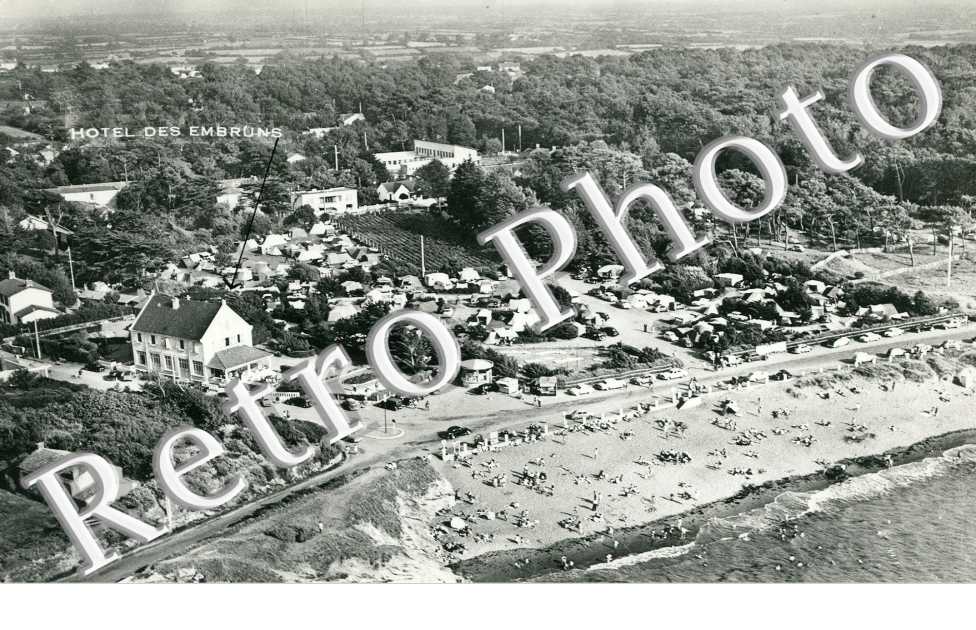 la Plage et l&#039;Hotel des Embruns