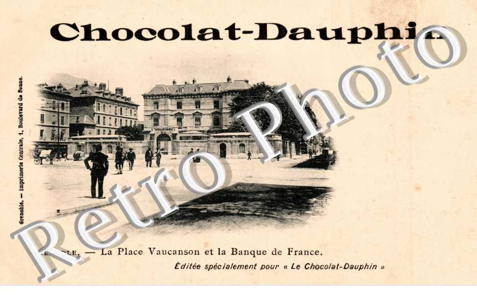 la Place Vaucanson et la Banque de France - Chocolat Dauphin
