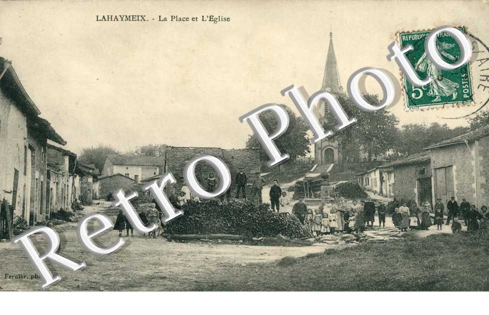 la Place et l'église