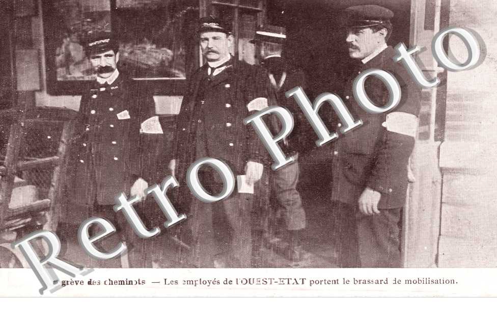 la grève des cheminots Les employés de l&#039;Ouest-Etat portent le brassard de mobilisation