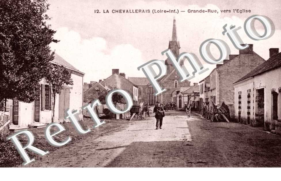 Grande rue vers eglise