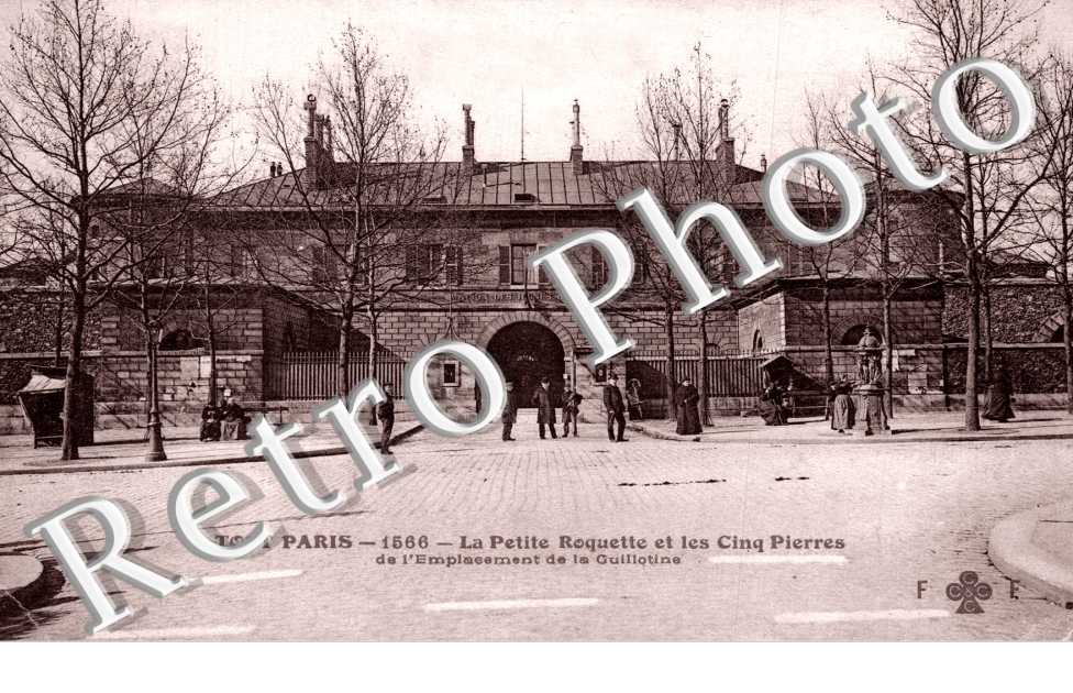 la Petite Roquette et les Cinq Pierres de l&#039;emplacement de la guillotine (rue de la Roquette)