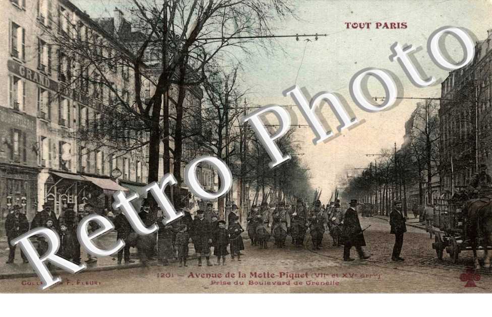 Avenue de la Motte Picquet prise du boulevard de Grenelle