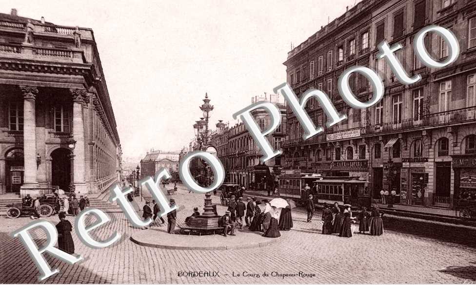 La Cour du Chapeau Rouge