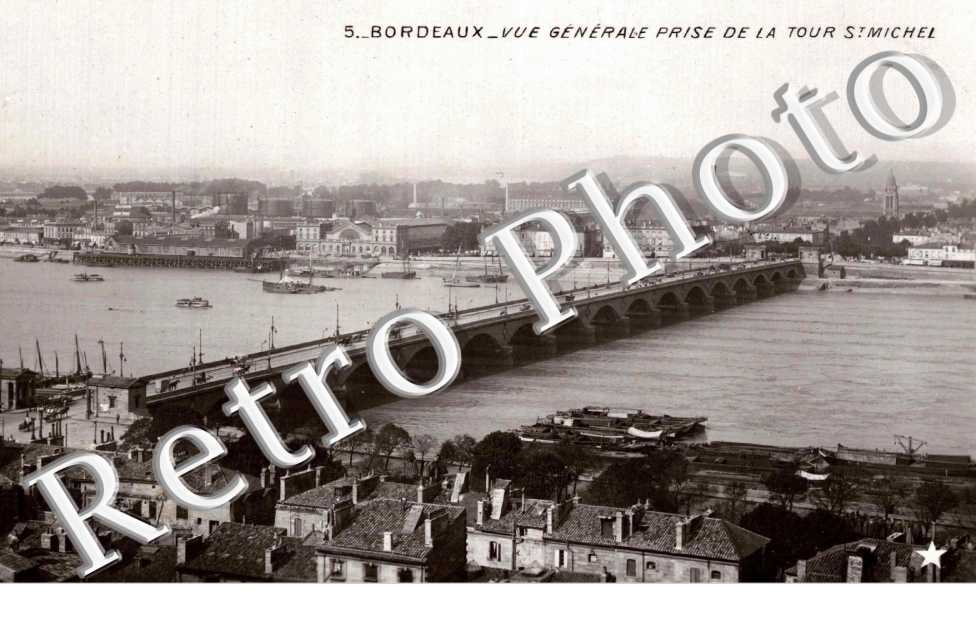 Vue generale prise de la Tour Saint-Michel
