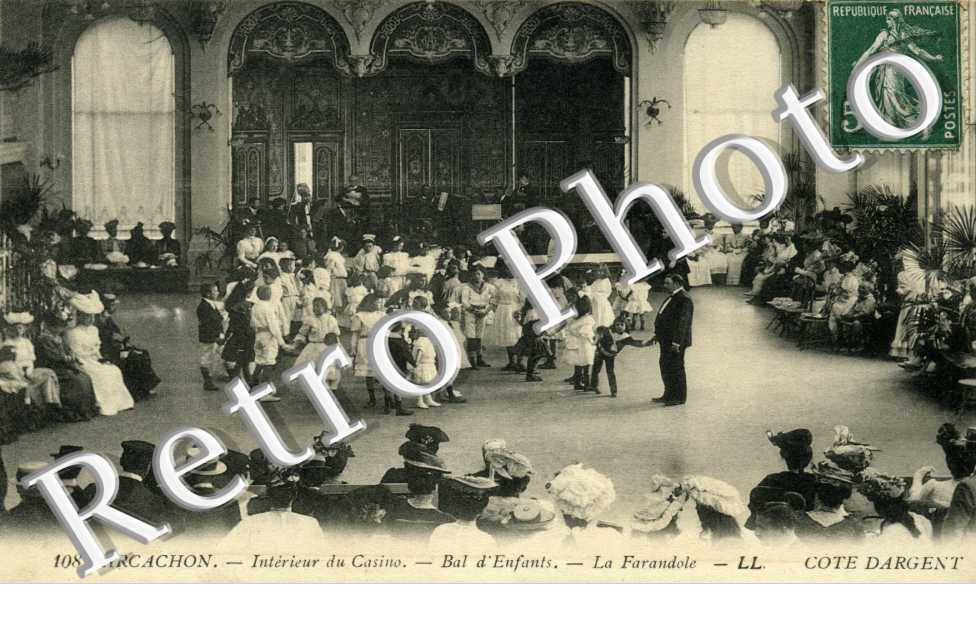 Int"rieur du Casino - Bal d&#039;Enfants