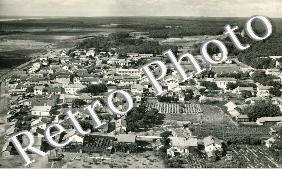 vue aerienne Le bourg