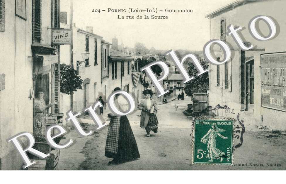 Gourmalon La rue de la Source