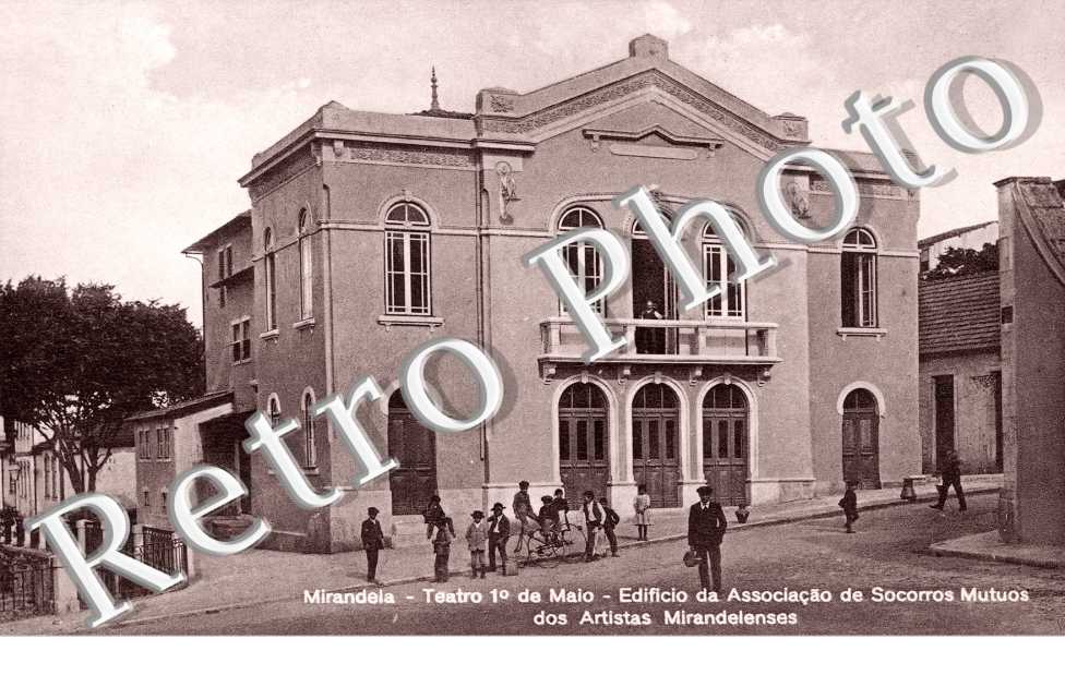 Teatro 1° de maio - Edificio de Associacao de Socorros Mutuos dos Artistas Mirandelenses