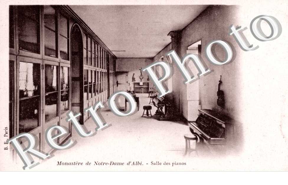 Monastère de Notre Dame - Salle des Pianos