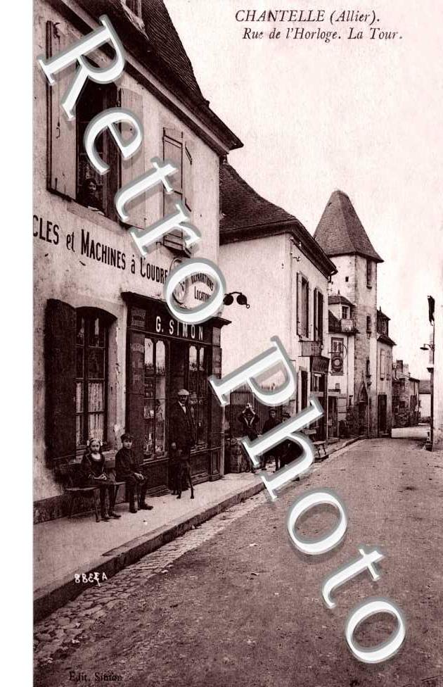rue de l&#039;Horloge. la tour