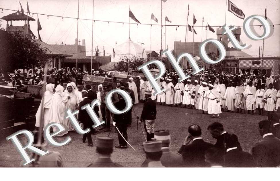 le maréchal Lyautey reçoit le Sultan Moulay Youssef - l'Exposition franco marocaine