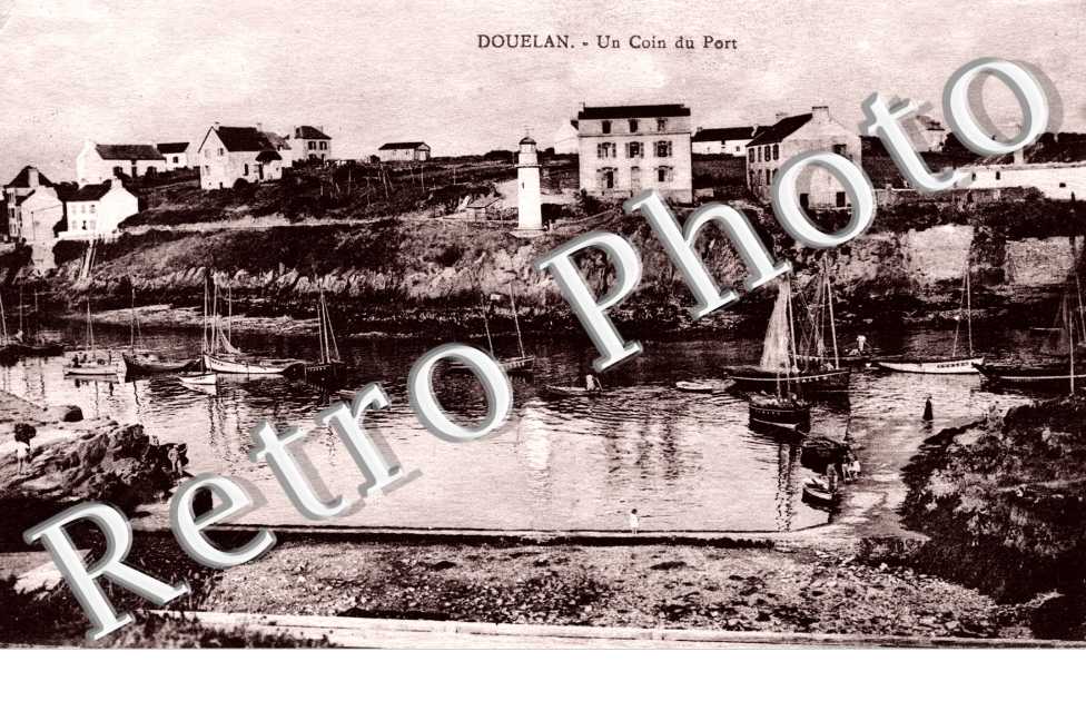 DOUELAN  un coin du port (Doelan)