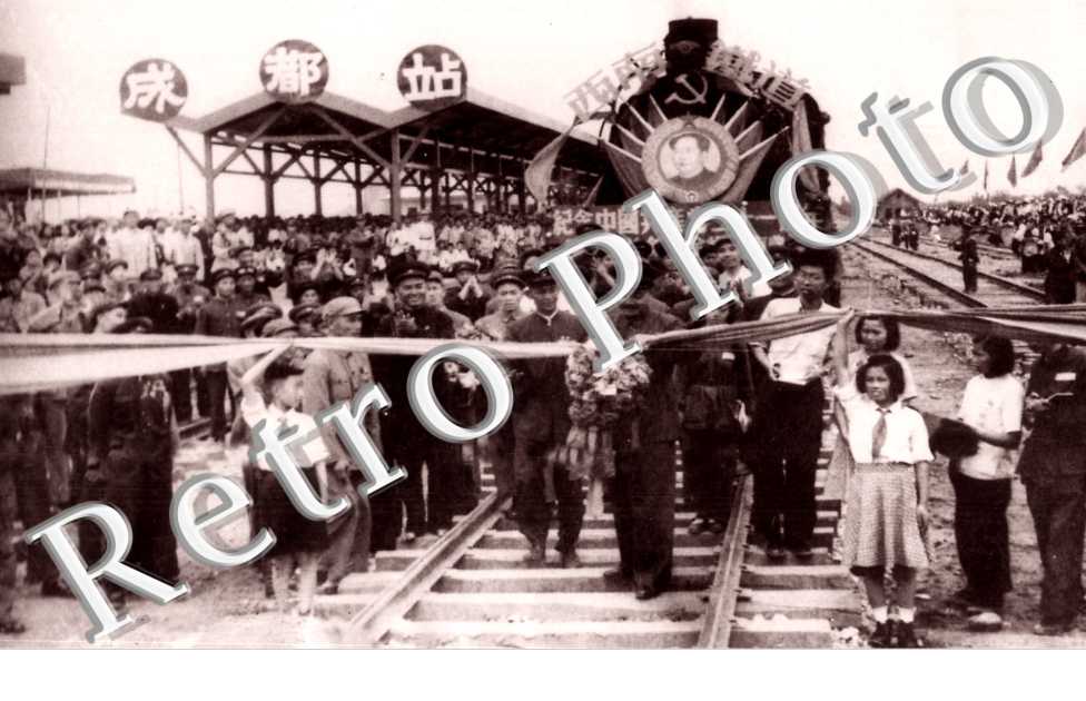 inauguration dans la gare