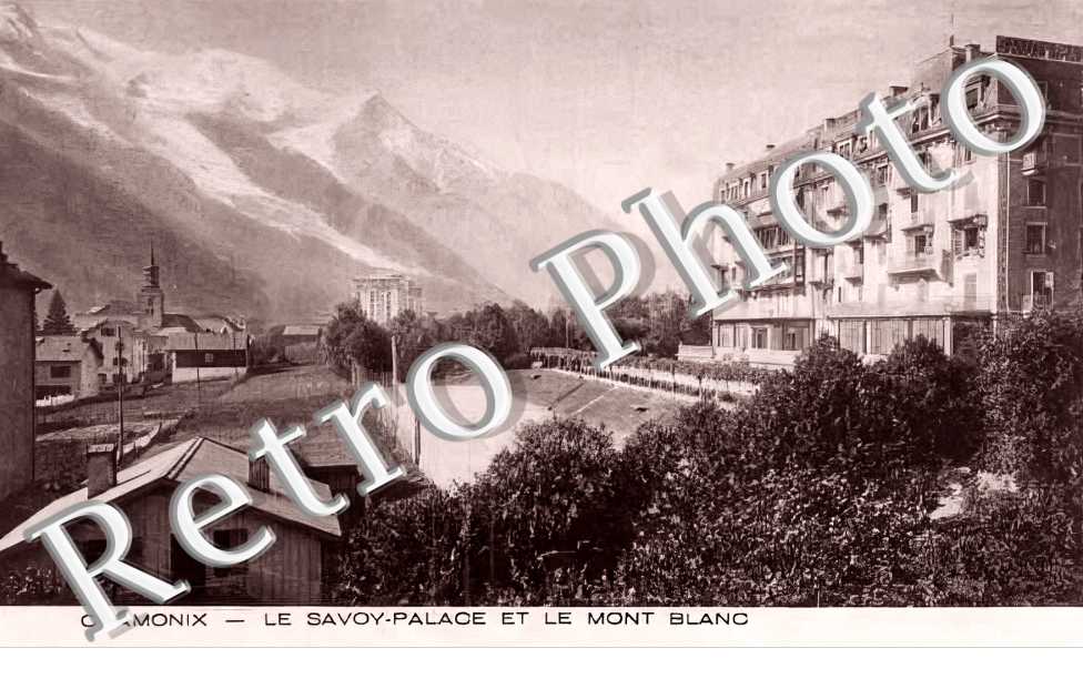 le Savoy-Palace et le Mont Blanc.