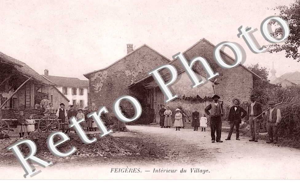 Intérieur du village