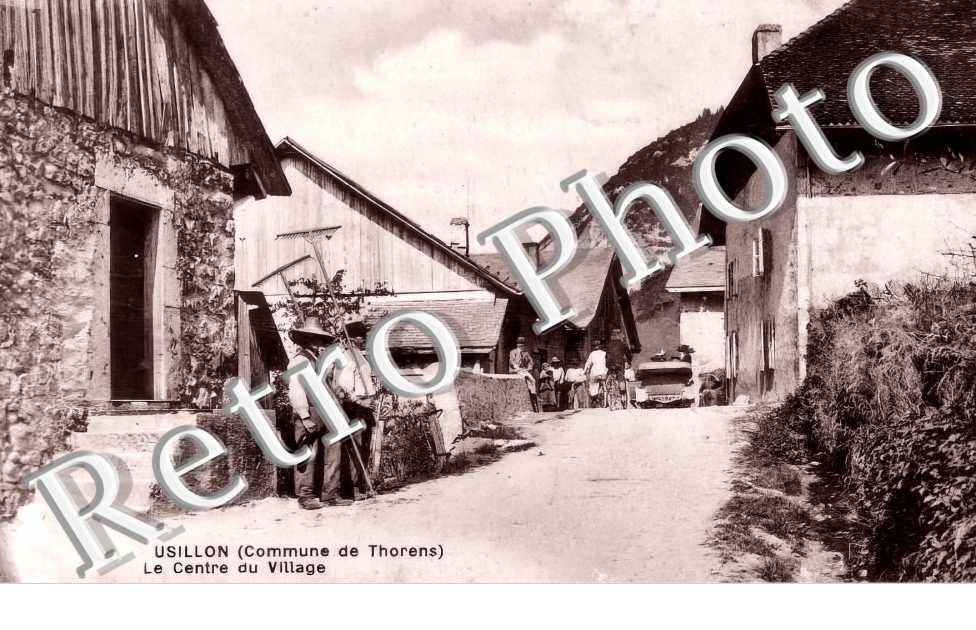 USILLON le centre du village