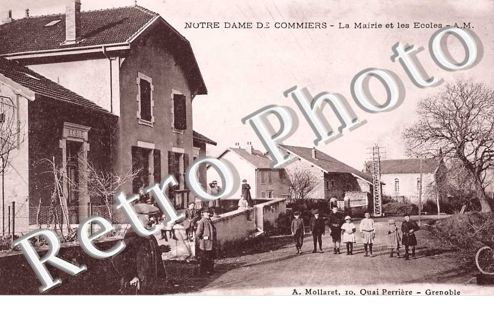 la mairie et les écoles