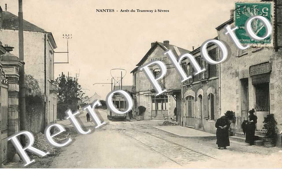 arrêt du tramway à Sèvres