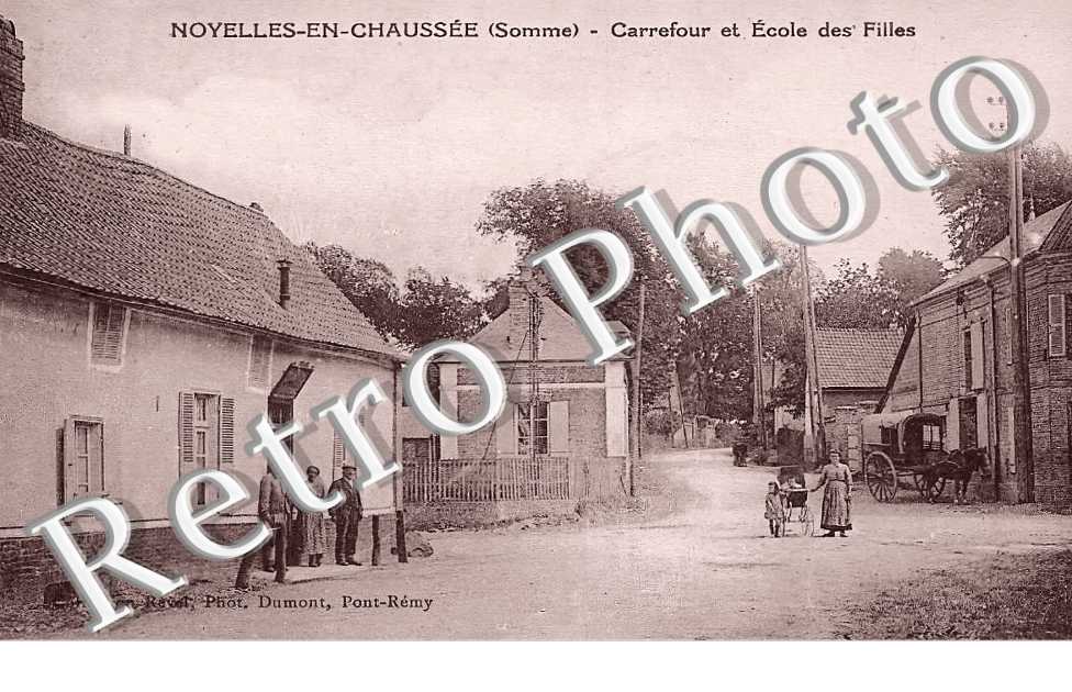 carrefour et école des filles
