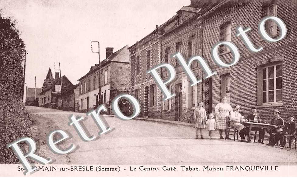 le centre. Café. Tabac Maison Franqueville