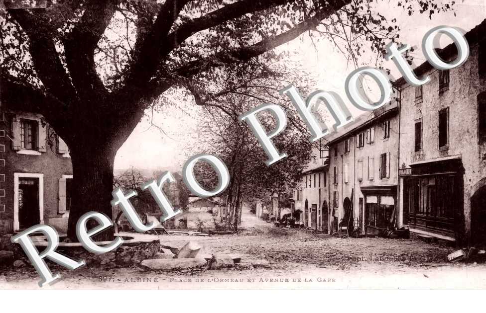 place de l'Ormeau et avenue de la gare