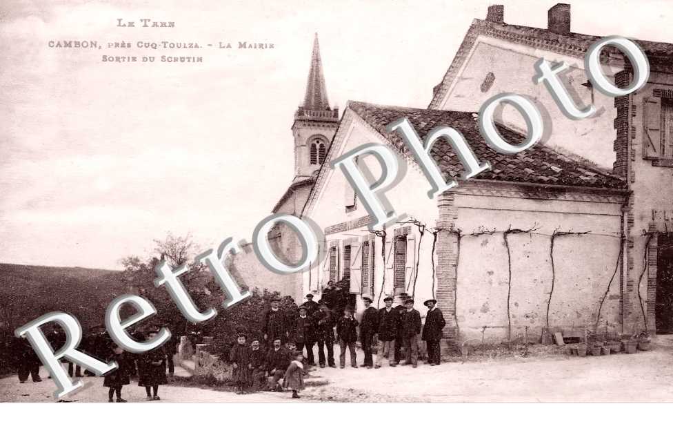 la Mairie. Sortie du scrutin