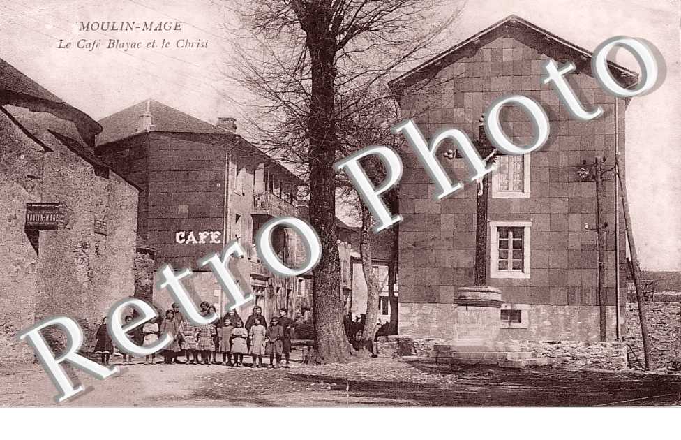 le café Blayac et le Christ