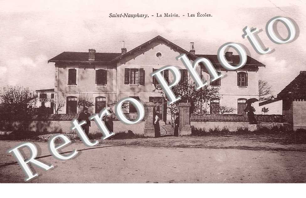 la mairie, les écoles