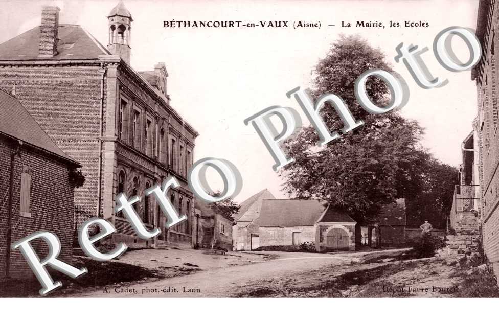 la Mairie, les Ecoles