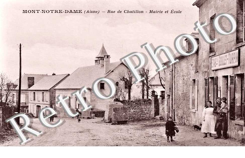 rue de Chatillon. Mairie et Ecole
