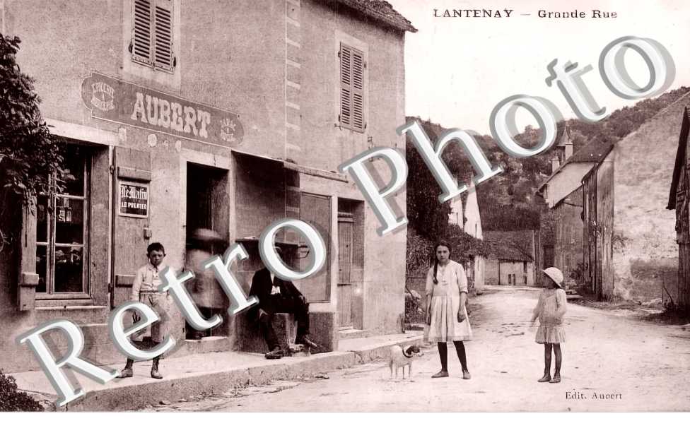 Grande rue. Epicerie Aubert.