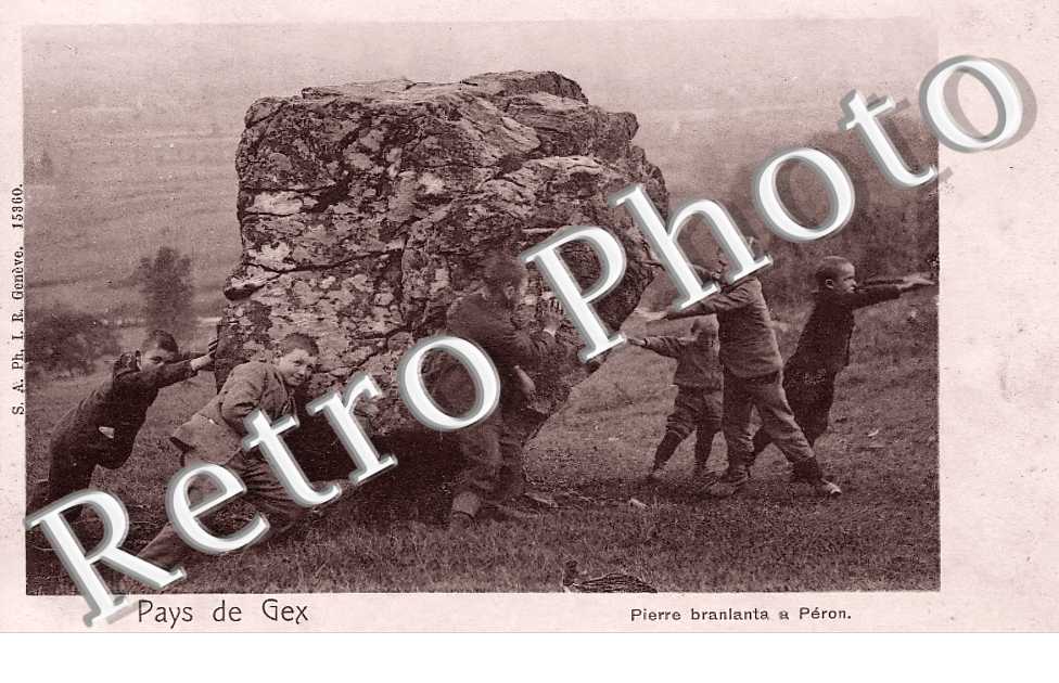 Pierre branlante à Peron