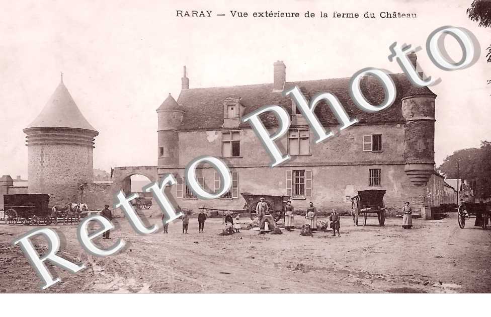 vue extérieure de la ferme du château