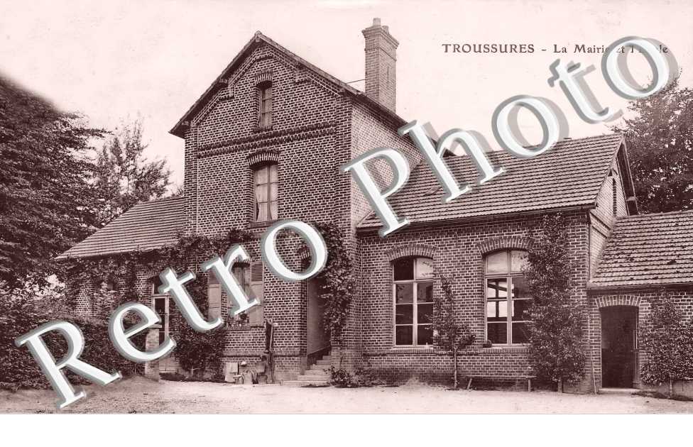 la mairie et l'école