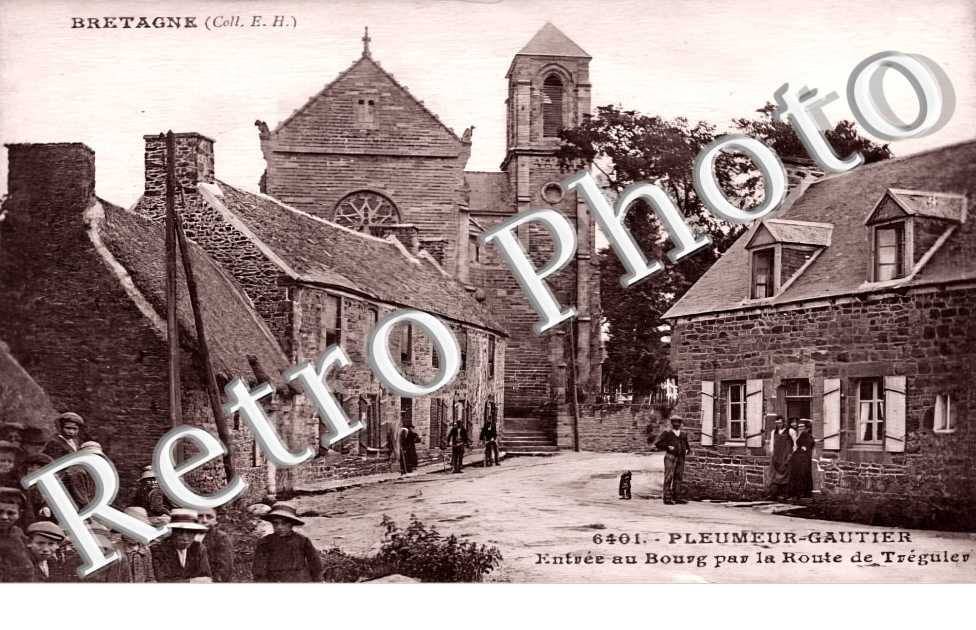 entrée au bourg par la route de Tréguier