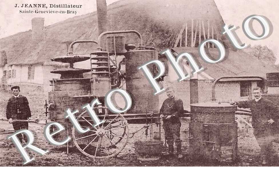 J. Jeanne Distillateur