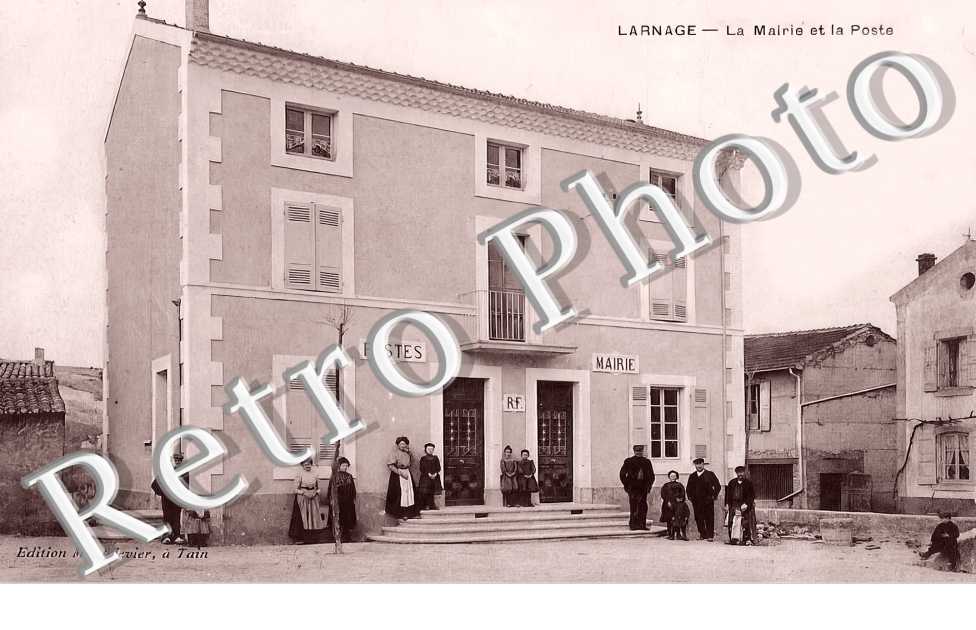 la mairie et la poste
