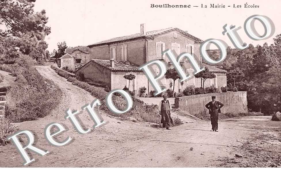 la mairie. Les écoles