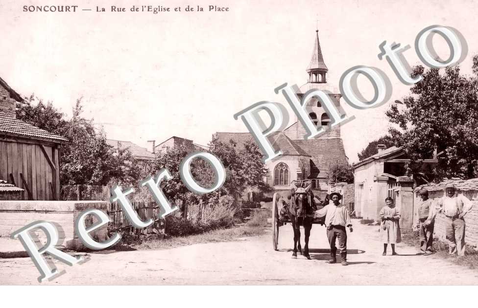 la rue de l&#039;église et de la place