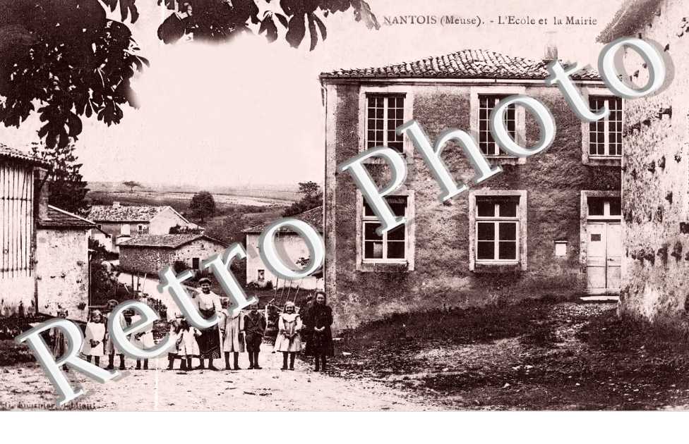 l'école et la mairie