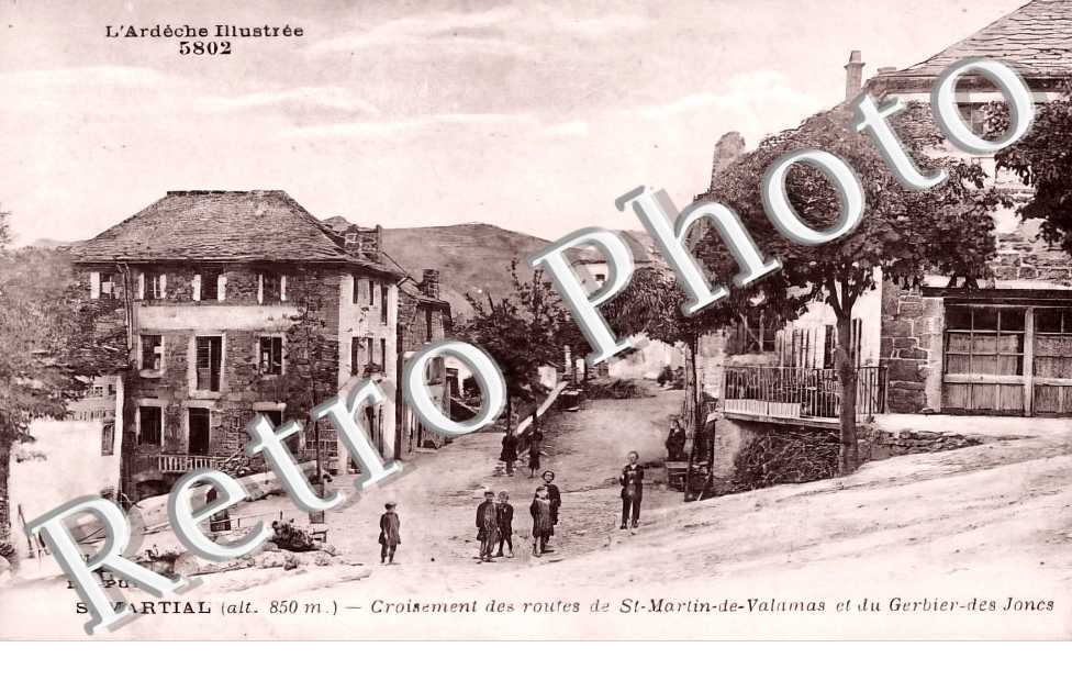 croisement des routes de Saint-Martin-de-Valamas et du Gerbier-des-Joncs