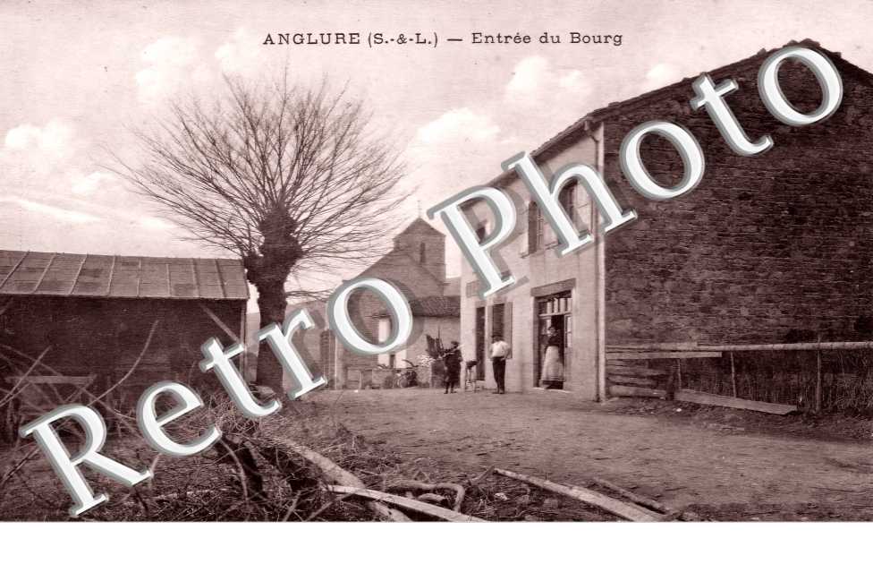 entrée du bourg  