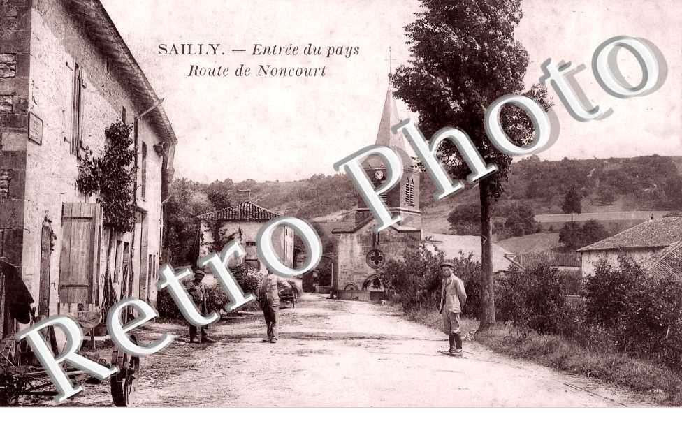 entrée du pays. Route de Noncourt