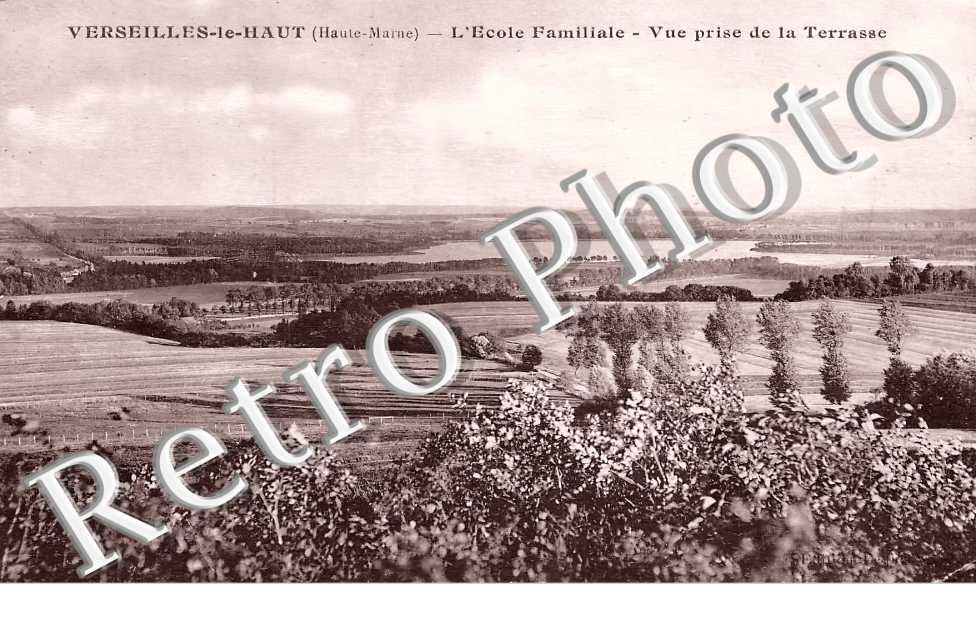 l&#039;école familiale. Vue prise de la terrasse