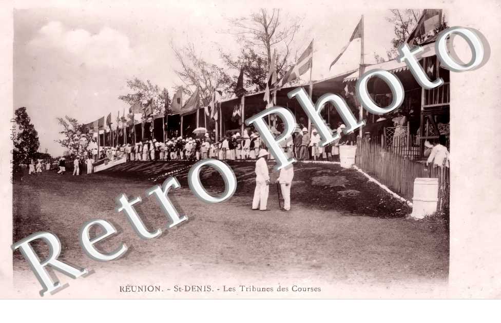 les tribunes des courses