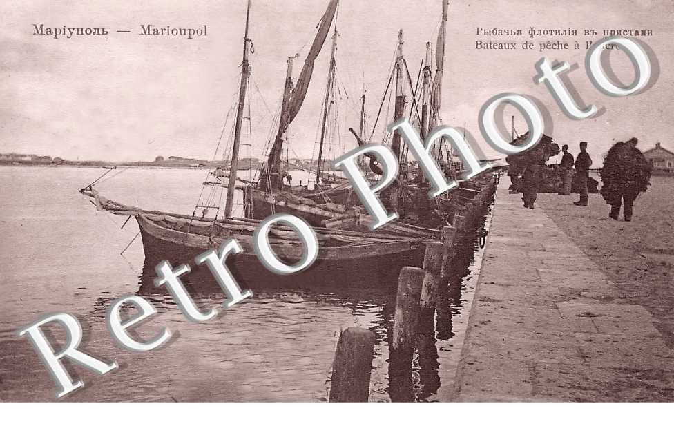 bateaux de pêche à l&#039;ancre