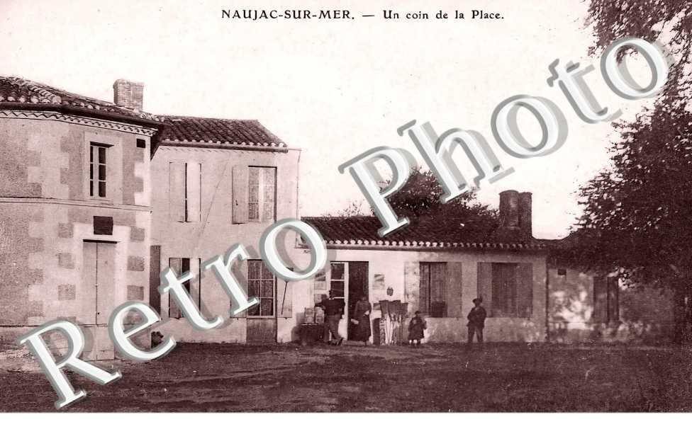 un coin de la place